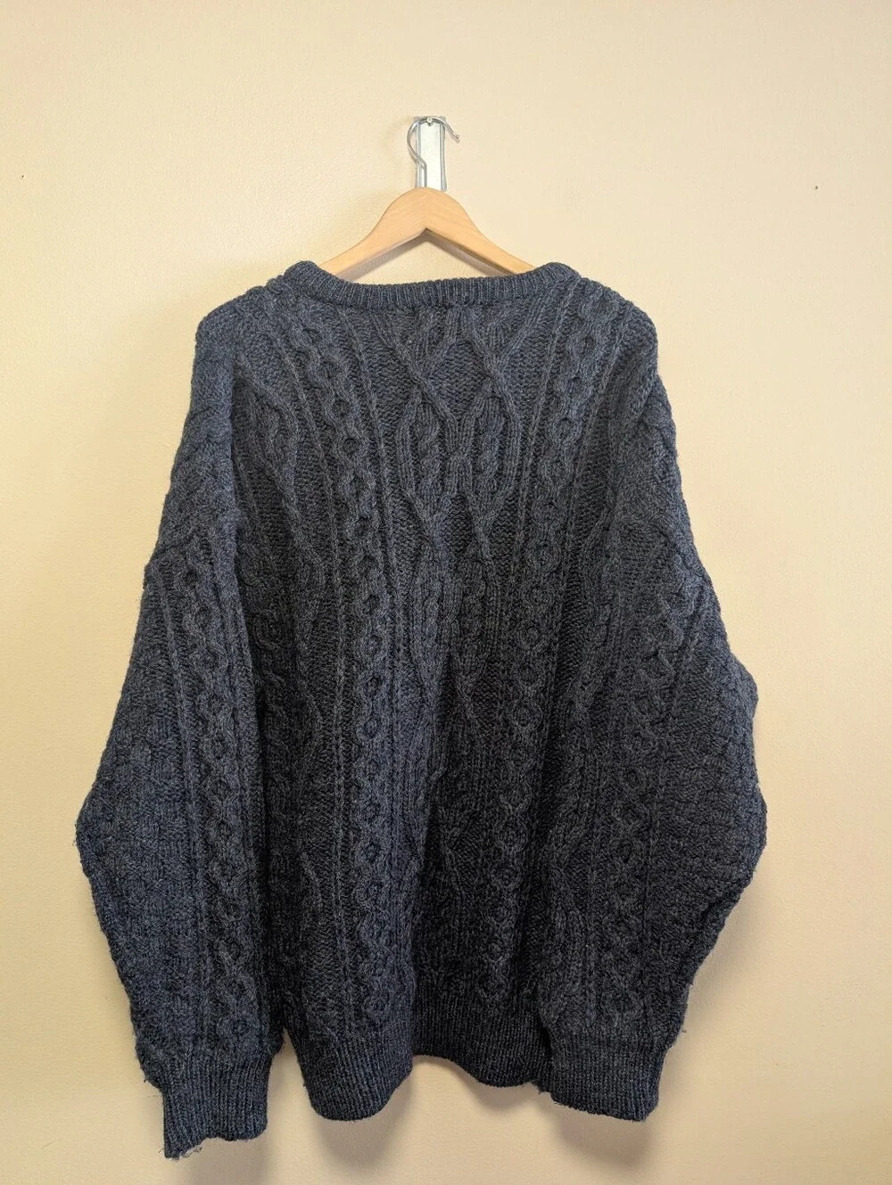 Adirondacks Ireland 100% Merino Wool Cable Knit Sweater L